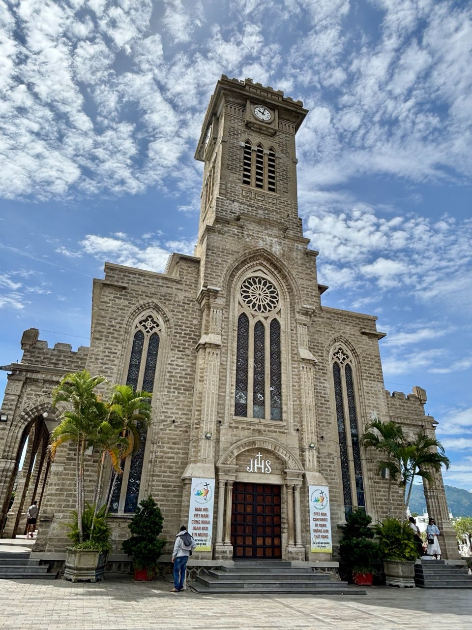 Жемчужина Нячанга храм дао бао