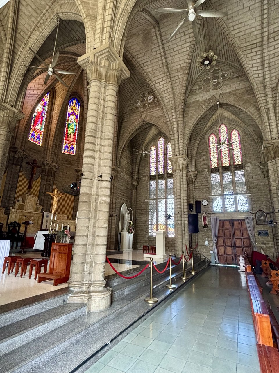 Жемчужина Нячанга католический собор