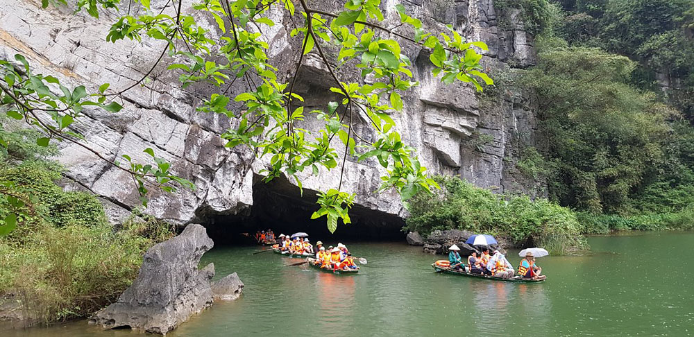 Бухта Халонг каяки