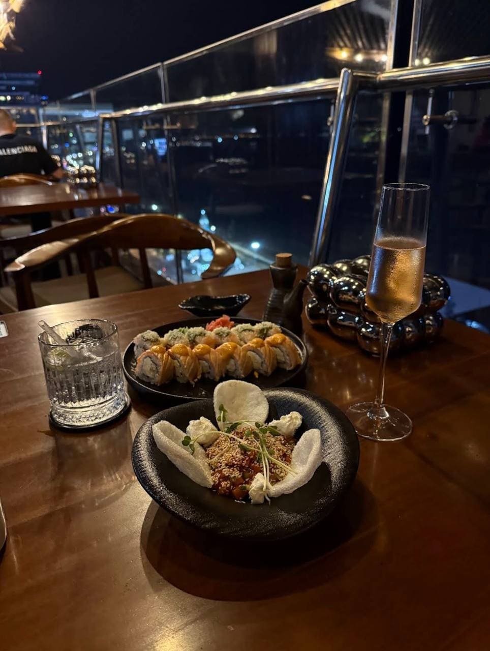 суши бар в нячанге